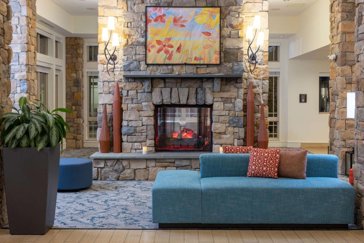 Hilton Garden Inn Roanoke Exterior photo