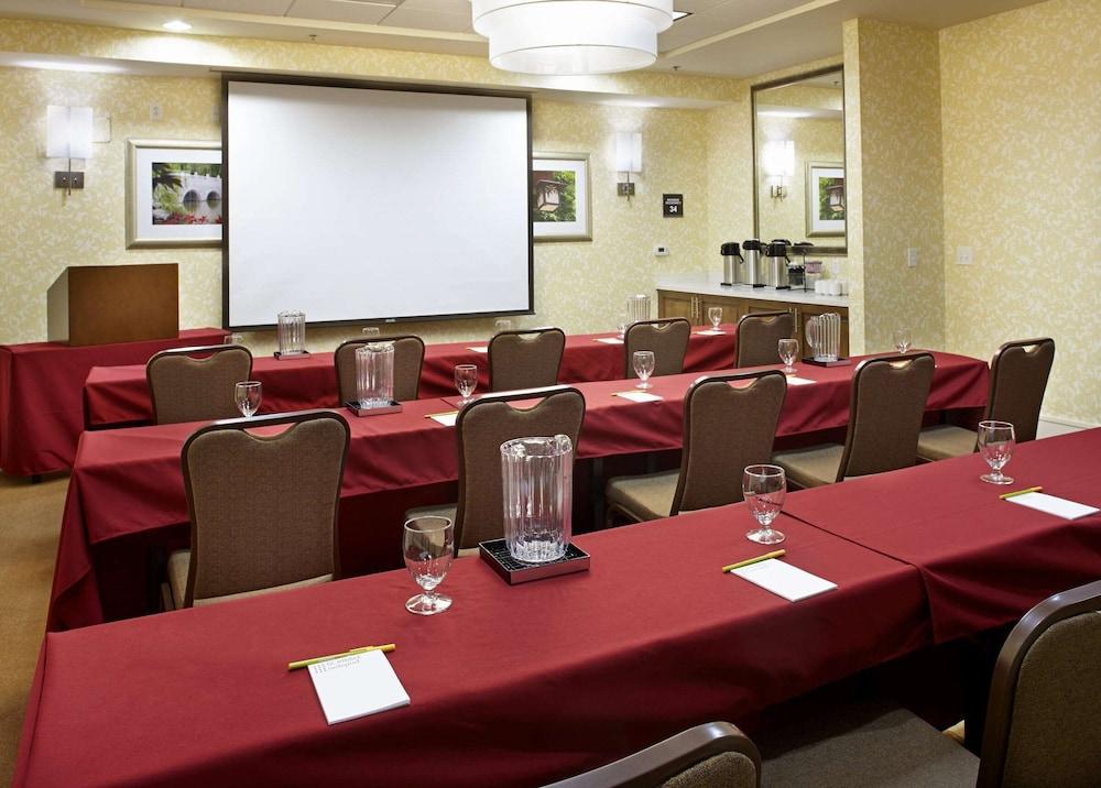 Hilton Garden Inn Roanoke Exterior photo