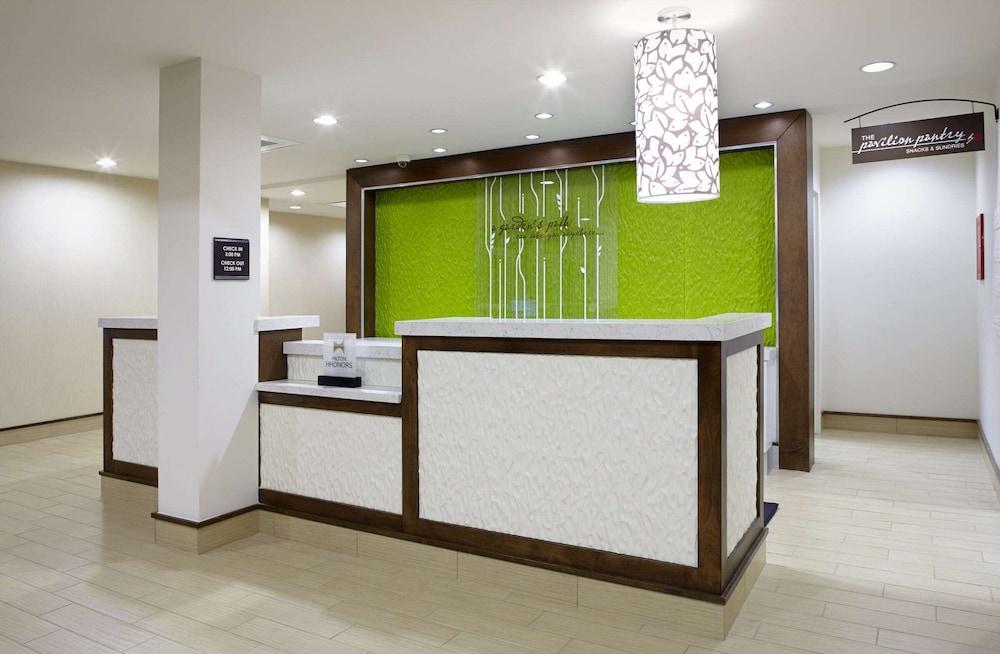 Hilton Garden Inn Roanoke Exterior photo