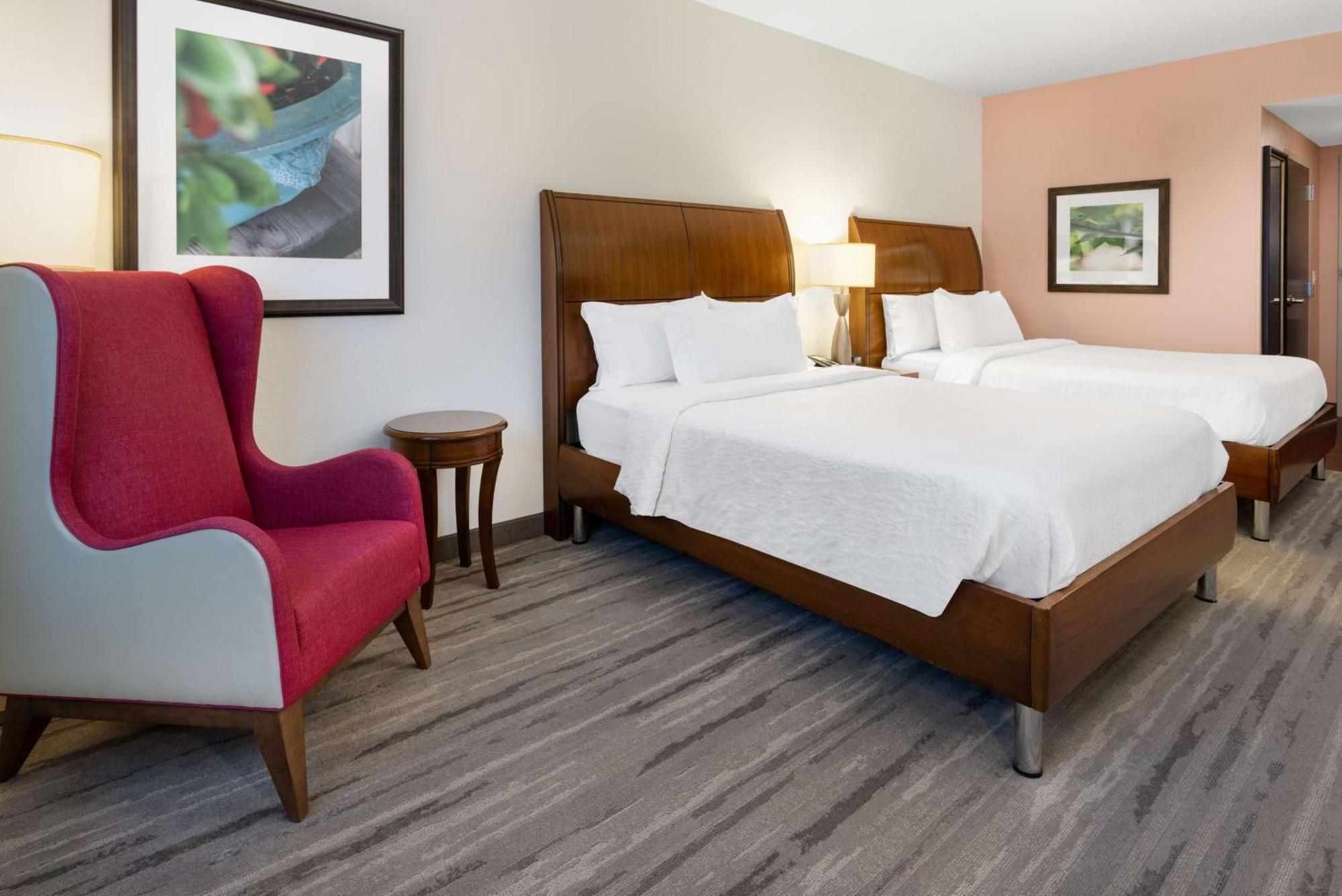 Hilton Garden Inn Roanoke Exterior photo